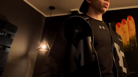 Snapshot of eryonbradley chatting on November 18, 2025, 11:14 am Eryon online show from November 18, 2025, 11:14 am