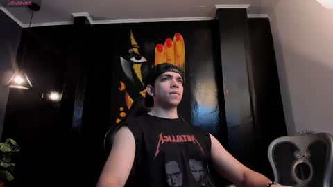 Snapshot of eryonbradley chatting on November 25, 2025, 11:10 am Eryon online show from November 25, 2025, 11:10 am