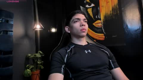 Snapshot of eryonbradley chatting on December 3, 2025, 11:19 am Eryon online show from December 3, 2025, 11:19 am