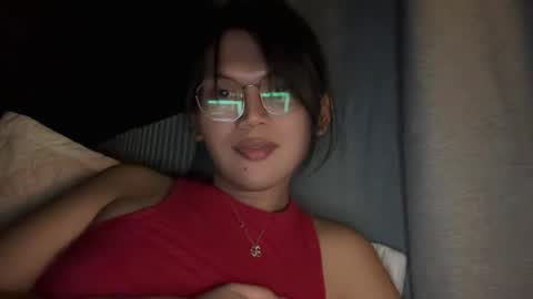 Chelliane online show from November 10, 2025, 2:10 am