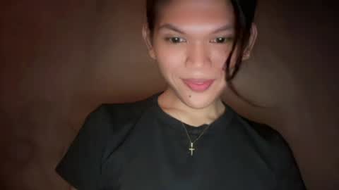 Snapshot of esilchan chatting on May 16, 2026, 12:48 pm Chelliane online show from May 16, 2026, 12:48 pm