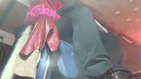 Eskela911 online show from April 16, 2026, 8:04 am