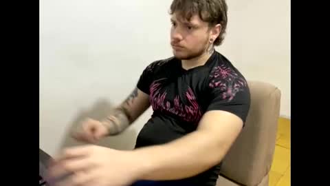 eskol212 online show from February 3, 2026, 6:22 am