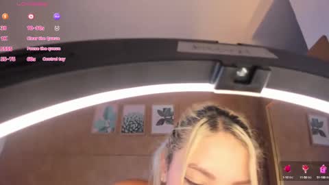 Snapshot of esmeralda__g chatting on March 7, 2025, 7:38 pm Esmeralda G online show from March 7, 2025, 7:38 pm