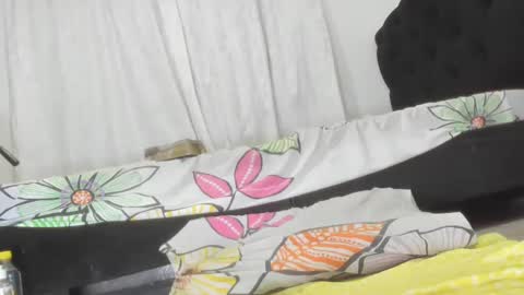 esmeralda online show from February 15, 2025, 12:37 am