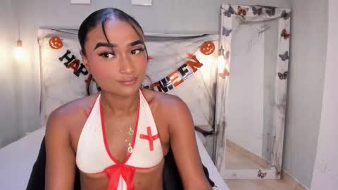 Snapshot of esmeraldanyx chatting on October 16, 2025, 9:27 pm esmeraldanyx online show from October 16, 2025, 9:27 pm