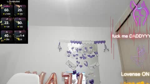 Esmeralda online show from March 3, 2026, 10:04 pm