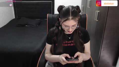 Xbebetax online show from October 22, 2025, 5:56 pm