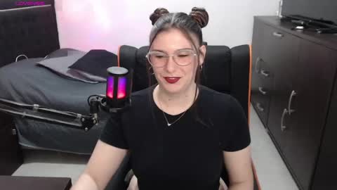 Xbebetax online show from March 17, 2026, 1:32 am