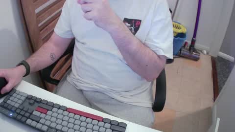 Morph online show from April 4, 2026, 7:33 pm