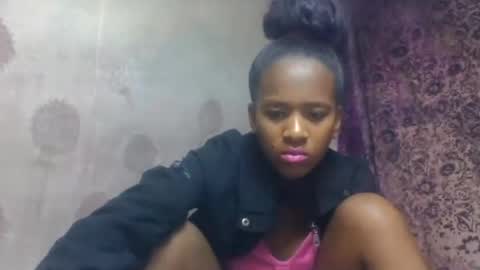 estancelee online show from June 30, 2026, 5:03 pm