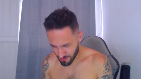 Snapshot of esteban7984068 chatting on December 19, 2024, 6:45 pm esteban online show from December 19, 2024, 6:45 pm