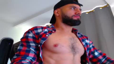 Snapshot of esteban7984068 chatting on October 14, 2025, 12:50 pm esteban online show from October 14, 2025, 12:50 pm