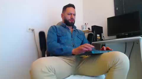 esteban online show from March 20, 2026, 2:00 pm