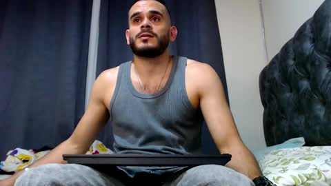 Esteban Fernandez online show from January 15, 2025, 5:19 am