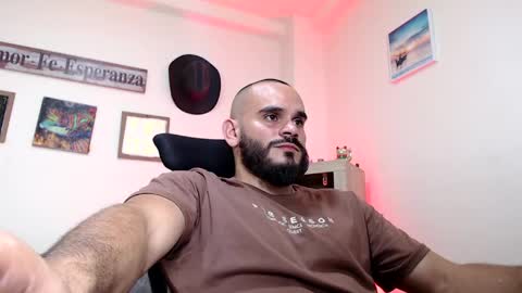 Esteban Fernandez online show from May 20, 2026, 12:28 am