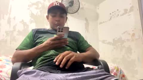 wailer1996 online show from February 2, 2026, 3:27 am