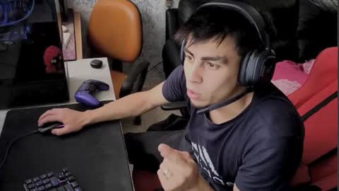 esteban y heidy online show from December 13, 2025, 7:53 pm