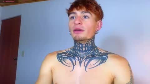 Esteban independent model online show from November 26, 2025, 1:34 pm