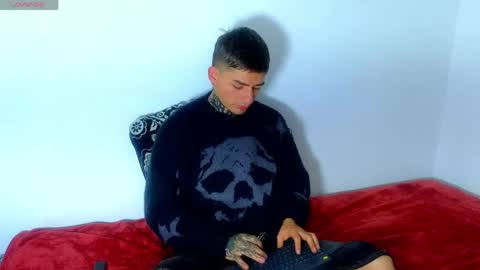 Snapshot of estebanchar_ chatting on April 21, 2026, 1:17 pm Esteban independent model online show from April 21, 2026, 1:17 pm