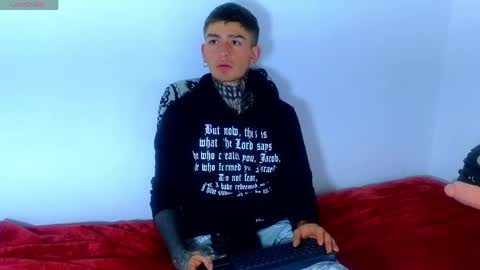 Snapshot of estebanchar_ chatting on April 22, 2026, 1:52 am Esteban independent model online show from April 22, 2026, 1:52 am