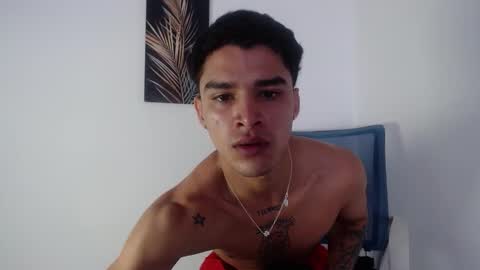 Snapshot of estebanjm22 chatting on March 19, 2026, 1:26 pm Esteban online show from March 19, 2026, 1:26 pm
