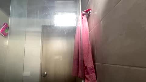 estefa1 online show from March 17, 2026, 8:23 pm