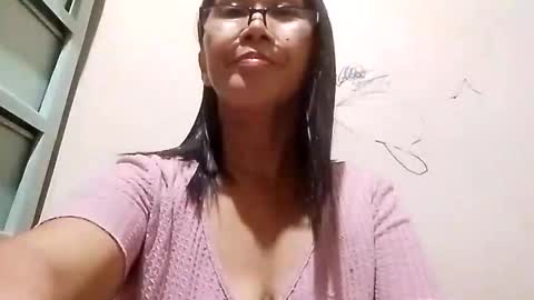Snapshot of estella_babe chatting on March 31, 2026, 1:00 pm estella_babe online show from March 31, 2026, 1:00 pm