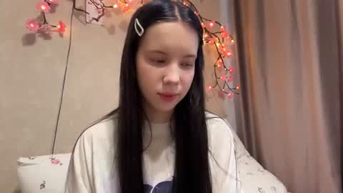 Snapshot of estellezdebski chatting on July 16, 2026, 1:17 pm estellezdebski online show from July 16, 2026, 1:17 pm
