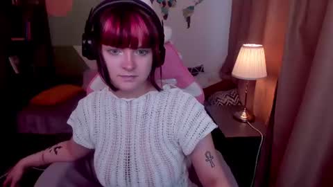 Ester  online show from July 4, 2026, 3:51 pm