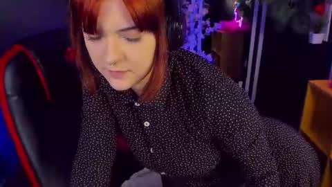Ester  online show from July 30, 2026, 4:17 pm