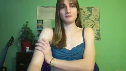 Snapshot of esthergreyplus chatting on January 26, 2025, 8:56 pm Esther Grey online show from January 26, 2025, 8:56 pm