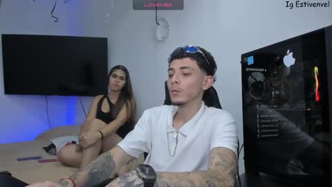 estivenvel online show from February 17, 2026, 6:14 pm