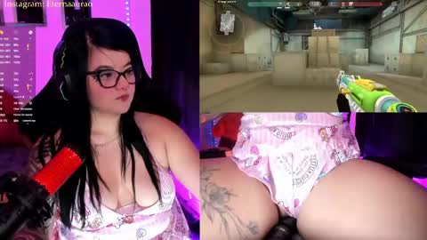 Snapshot of eternaaura_ chatting on May 11, 2026, 1:39 pm Aura online show from May 11, 2026, 1:39 pm