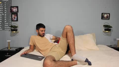 ADAM TAYLOR  ETHAN CAMBAL INDEPENDENT MODELS online show from January 17, 2025, 2:29 am