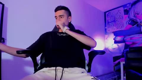 Ethan online show from September 8, 2025, 9:58 pm