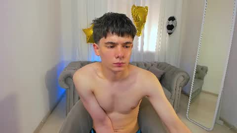 Snapshot of ethan_crowe chatting on June 28, 2026, 3:29 pm Ethan online show from June 28, 2026, 3:29 pm