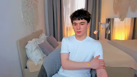 Snapshot of ethan_crowe chatting on July 14, 2026, 3:18 pm Ethan online show from July 14, 2026, 3:18 pm