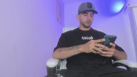 Snapshot of ethan_mullers1 chatting on January 19, 2025, 6:21 pm Ethan Muller online show from January 19, 2025, 6:21 pm