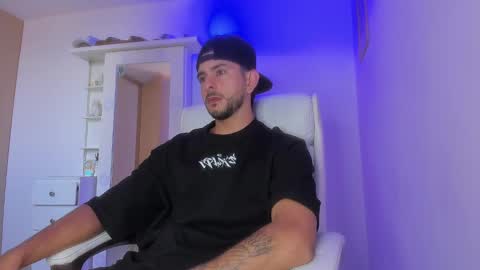 Snapshot of ethan_mullers1 chatting on January 23, 2025, 8:35 pm Ethan Muller online show from January 23, 2025, 8:35 pm