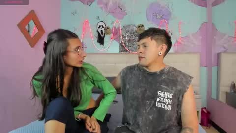 Snapshot of ethan_n_abby chatting on October 22, 2025, 3:40 am Ethan N Abby online show from October 22, 2025, 3:40 am