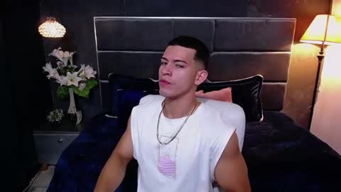 ETHAN RODGERS online show from October 18, 2025, 7:47 pm