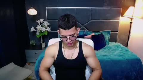 ETHAN RODGERS online show from November 13, 2025, 7:24 pm