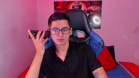 ETHAN SAI online show from November 21, 2025, 1:54 pm