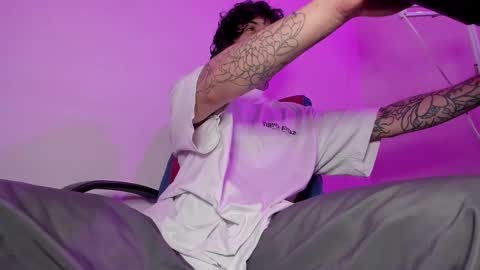 Ethan sykes online show from October 11, 2025, 3:28 am