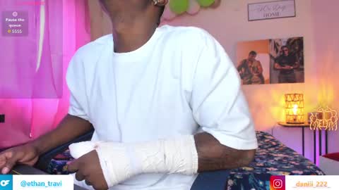 Snapshot of ethan_travis0 chatting on June 11, 2026, 7:45 pm ethan travis online show from June 11, 2026, 7:45 pm