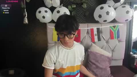 Ethan online show from June 23, 2026, 7:01 pm