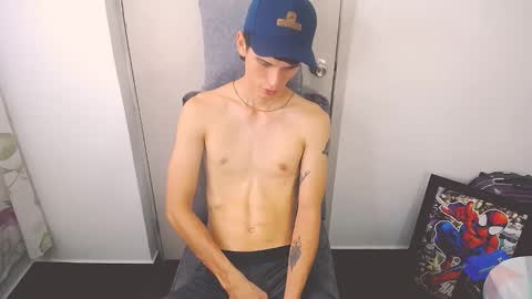 Snapshot of ethancoleeman chatting on June 4, 2026, 4:13 pm EthanColeeman online show from June 4, 2026, 4:13 pm