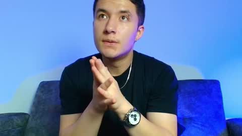 ethanconnor_ online show from November 21, 2025, 9:13 pm