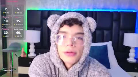 Ethan Leroy online show from October 17, 2025, 4:37 am